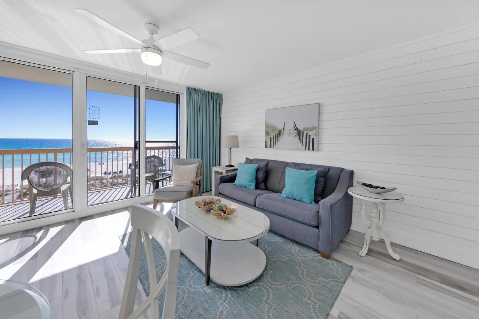 Beautiful Updated Pelican Beach Unit!!! Destin 0*,