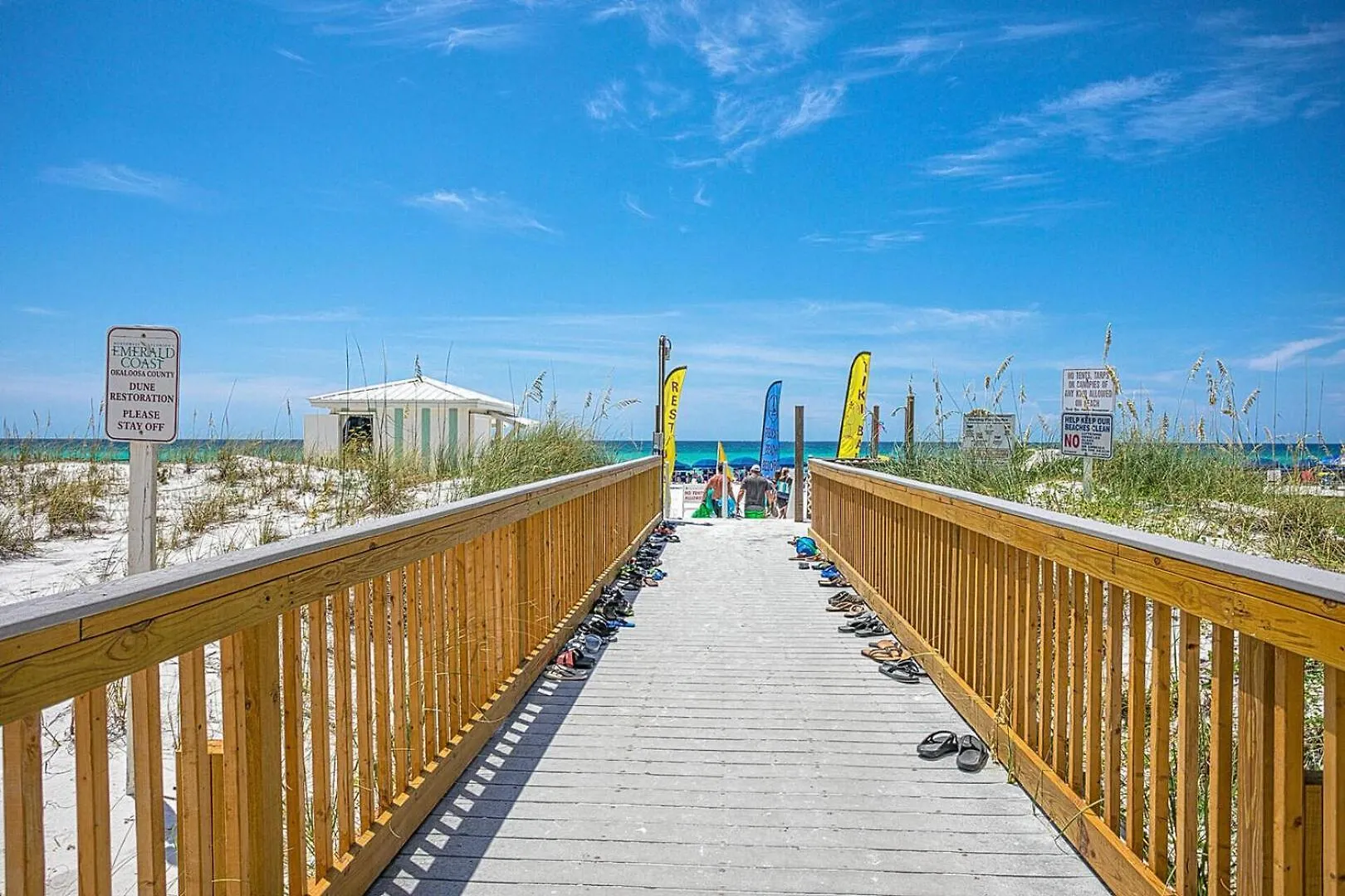 Beautiful Updated Pelican Beach Unit!!! Destin Holiday home
