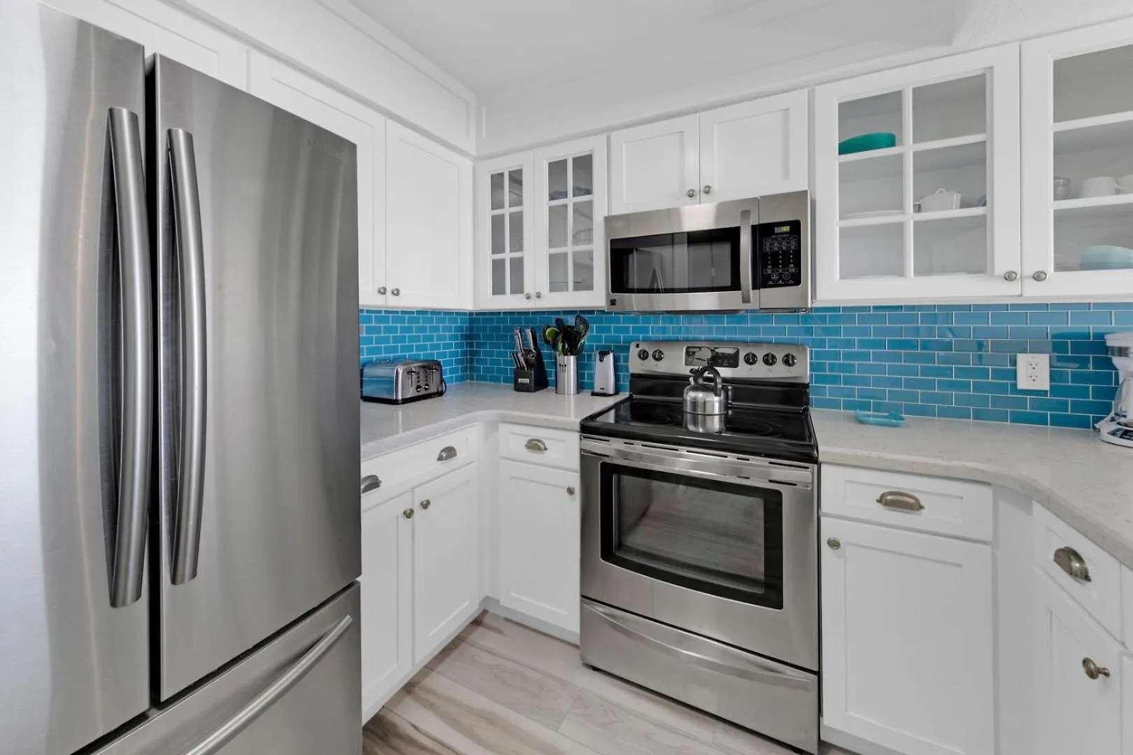 Beautiful Updated Pelican Beach Unit!!! Destin Holiday home