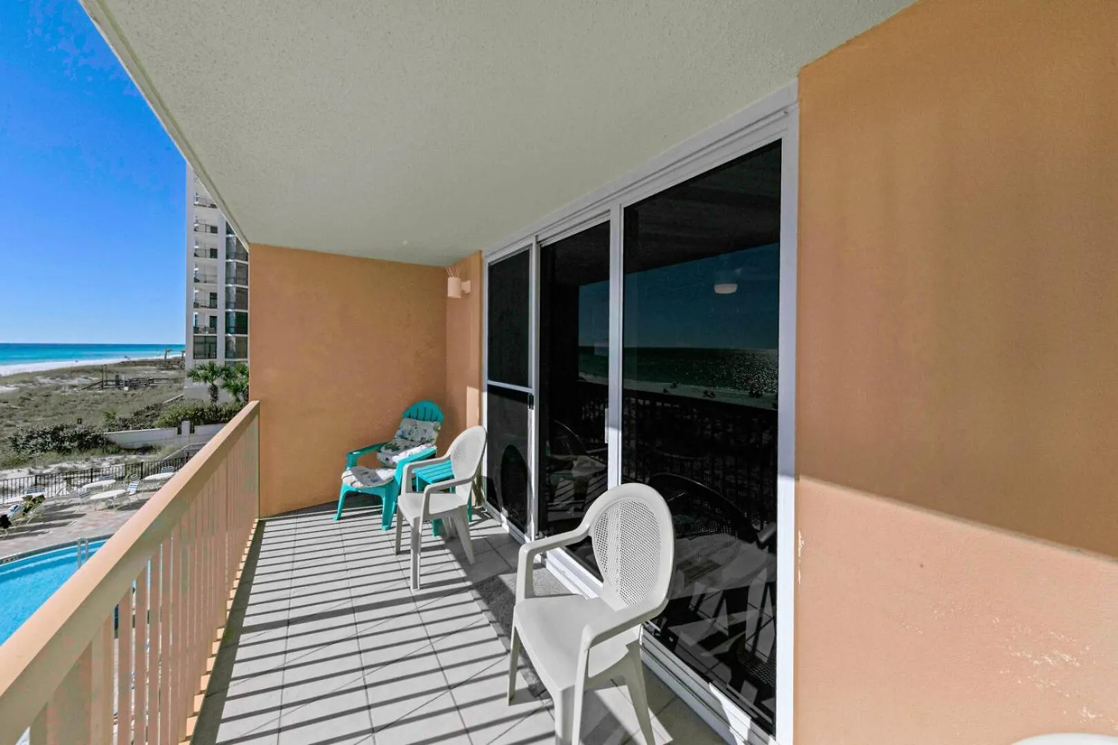 Beautiful Updated Pelican Beach Unit!!! Destin 0*,  USA