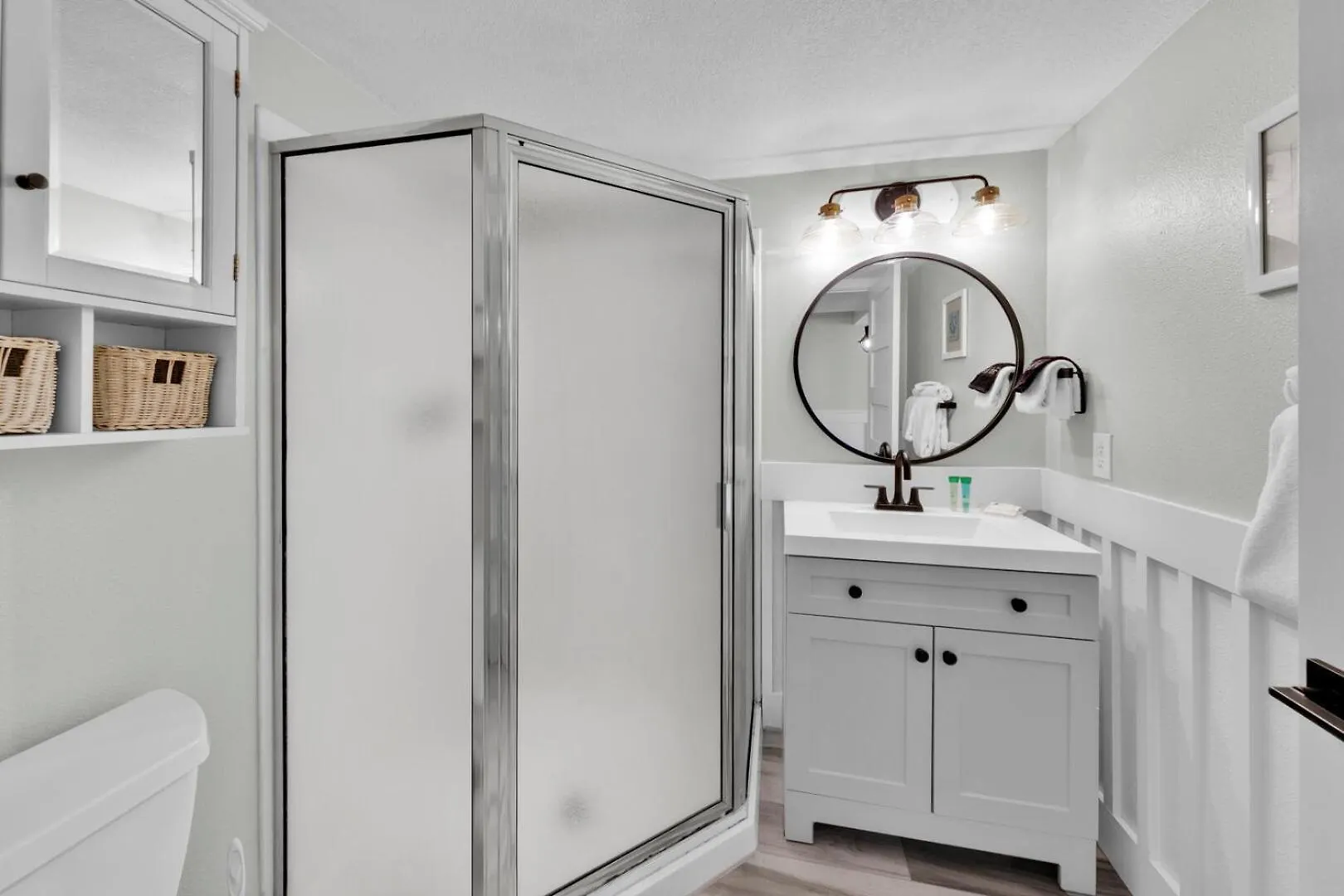 Beautiful Updated Pelican Beach Unit!!! Destin