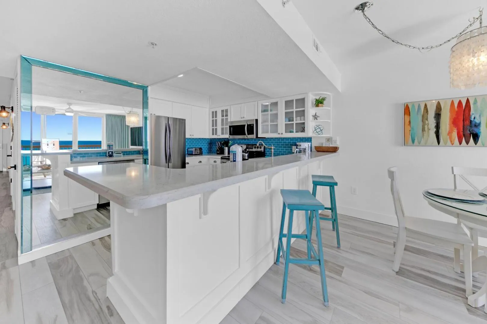 Beautiful Updated Pelican Beach Unit!!! Destin